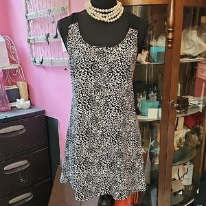Stylish Black and White Patterned Dress
